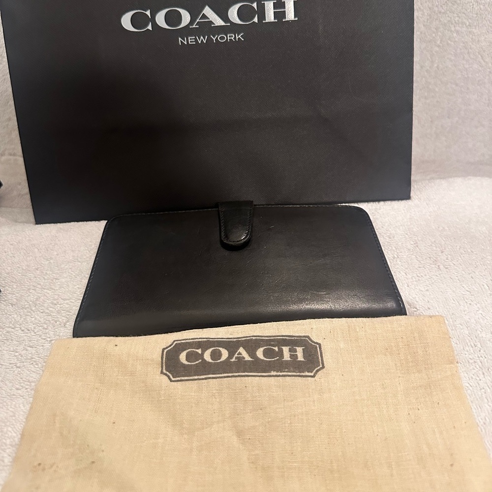 Vintage Coach wallet - Picture 2 of 10
